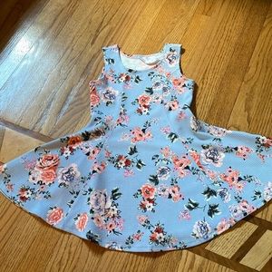 Girls dress